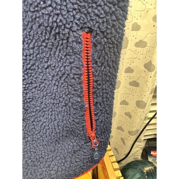 Vintage Vineyard Vines #100134 Sherpa Fleece‎ Men's Vest - Red and Blue - Small - Picture 9 of 15